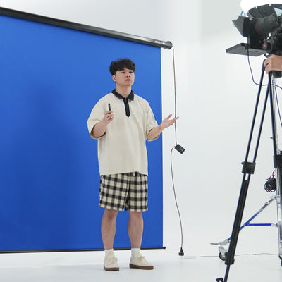 6.7′ x 7.2′ Motorized Pull Down Blue Screen