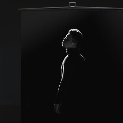 5′ x 6.9′ Collapsible Black Screen
