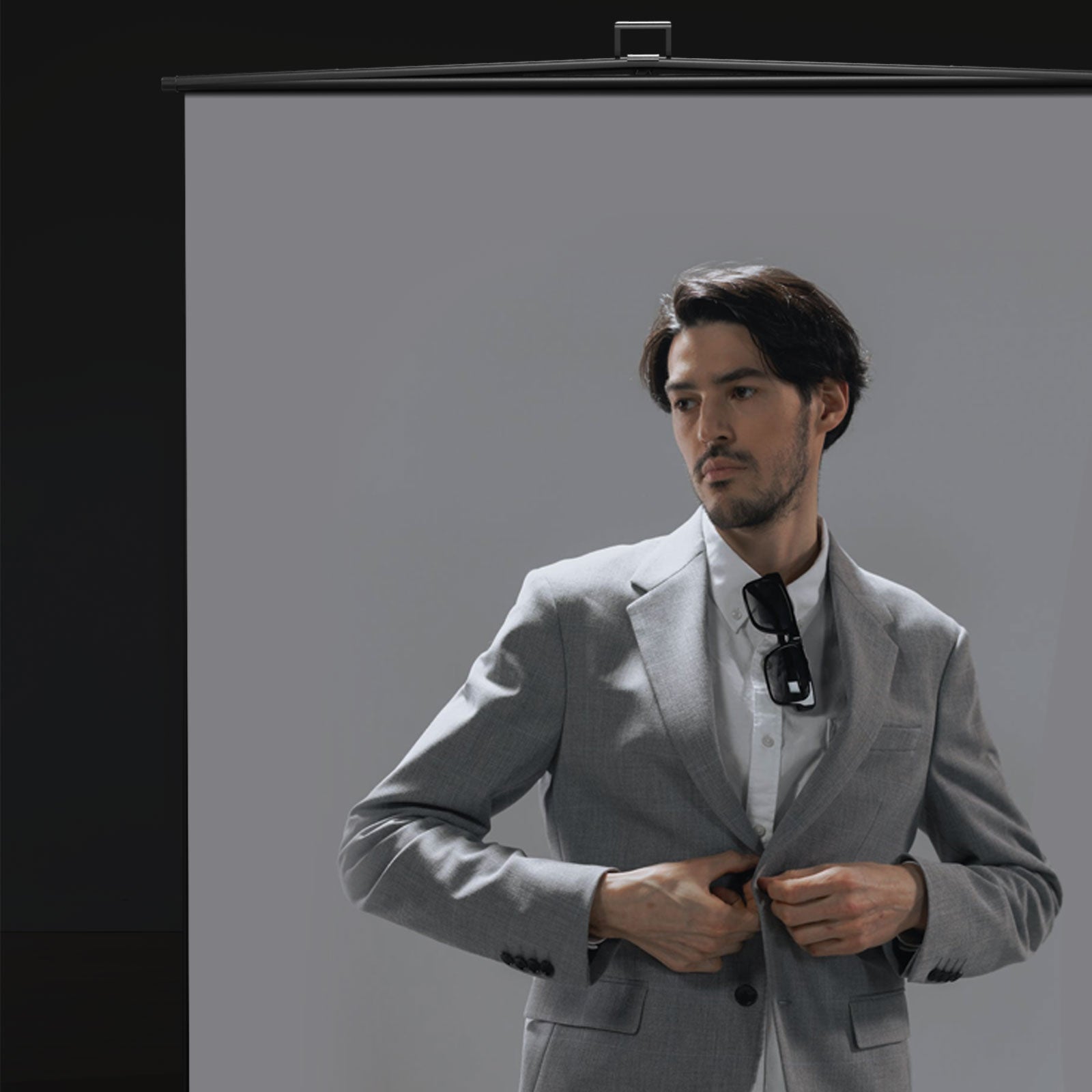 5′ x 6.9′ Collapsible Grey Screen